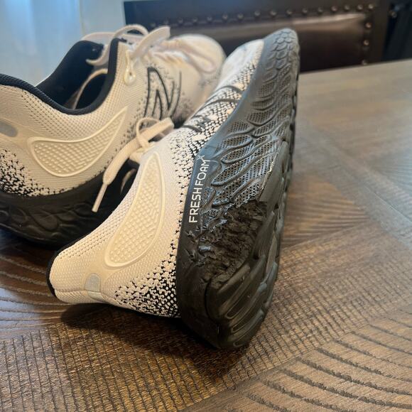 New Balance White Athletic Shoes with Chunky Silhouette - Picture 5 of 10